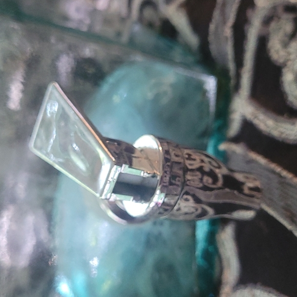 Jar - Picture 2 of 4